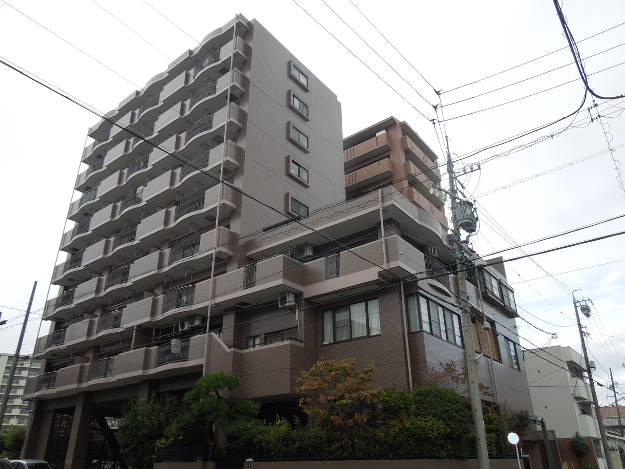 名古屋市熱田区アビタシオン一番様の外壁塗装と防水工事